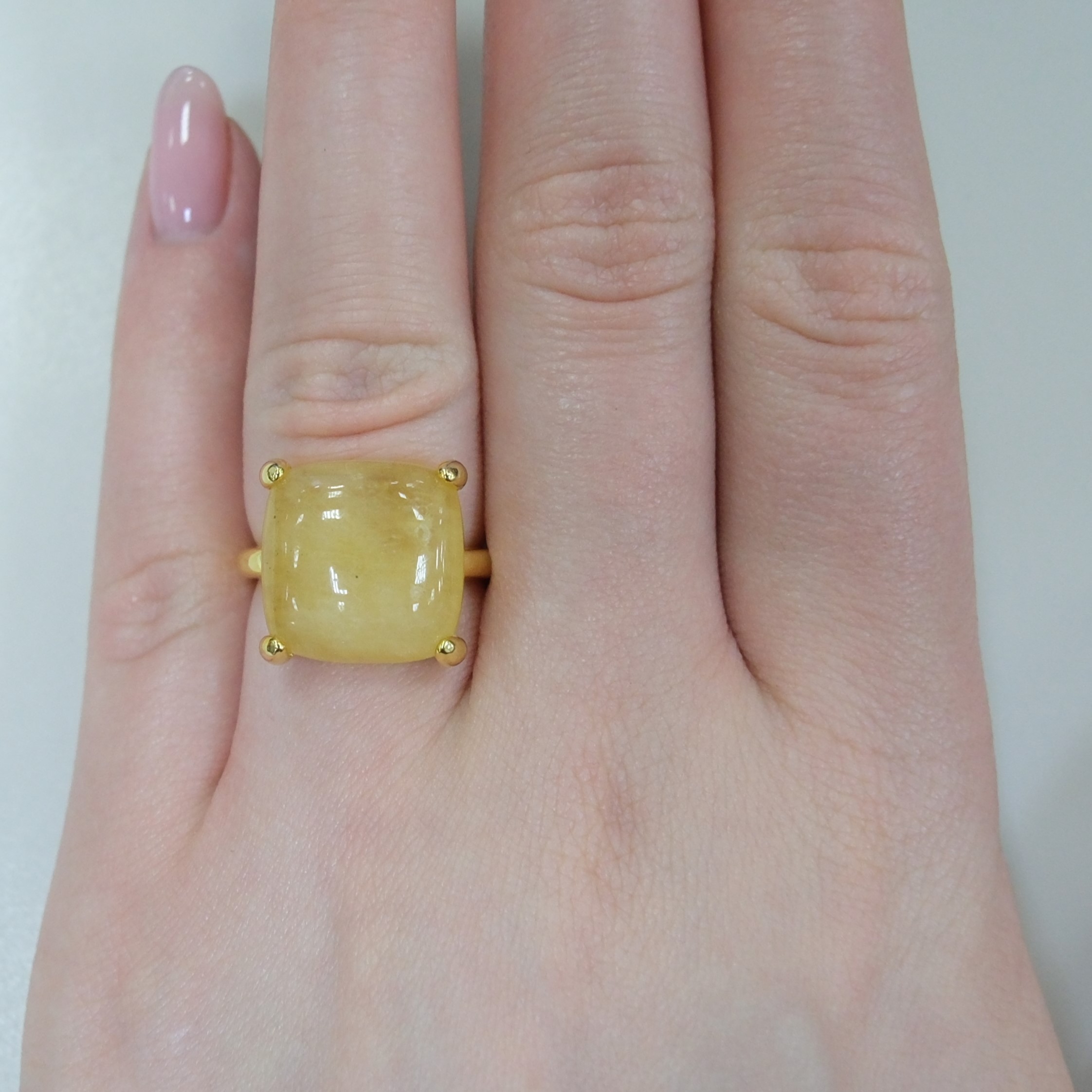 Серебряное кольцо с желтым бериллом